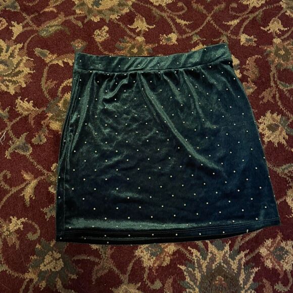Forever-21 Women's Green and Black Skirt - Picture 1 of 3